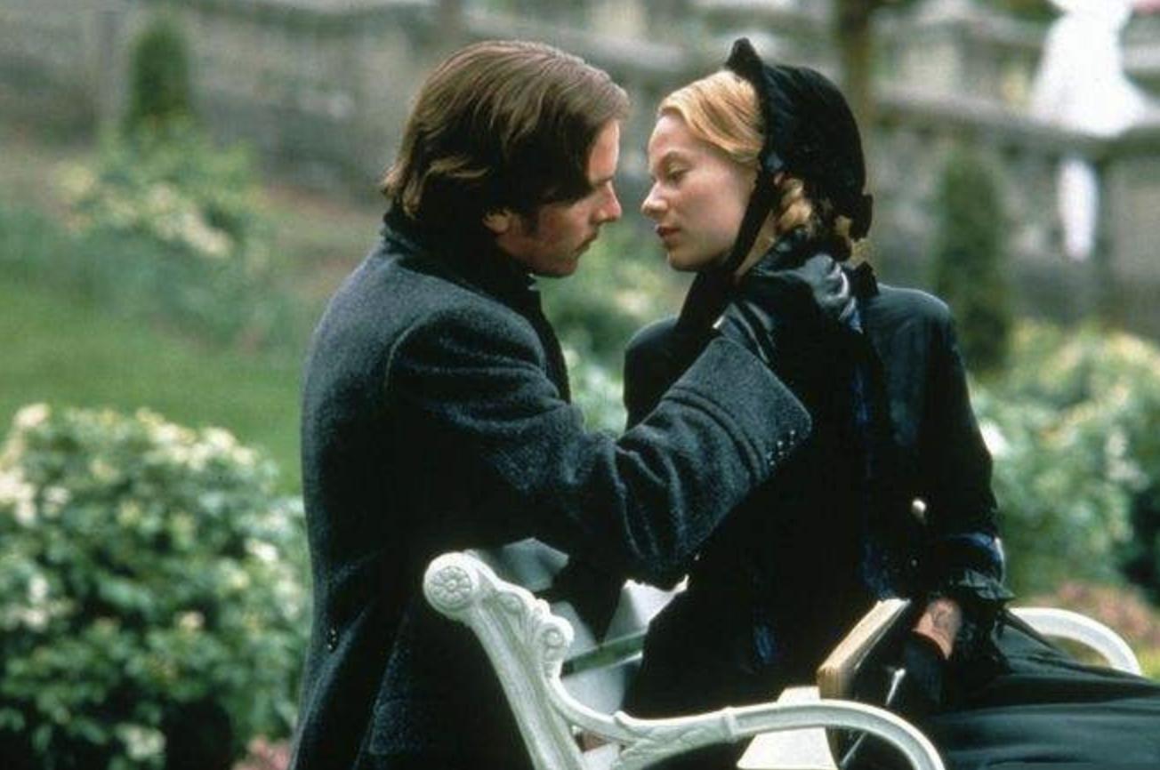 愤青活的潇洒也尝遍了苦，活得好当知世故|《小妇人》