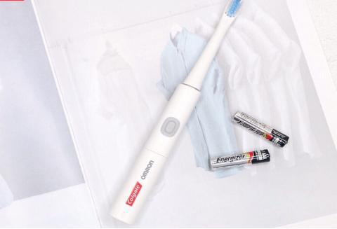 usmile电动牙刷和飞利浦电动牙刷,usmile电动牙刷和小米电动牙刷