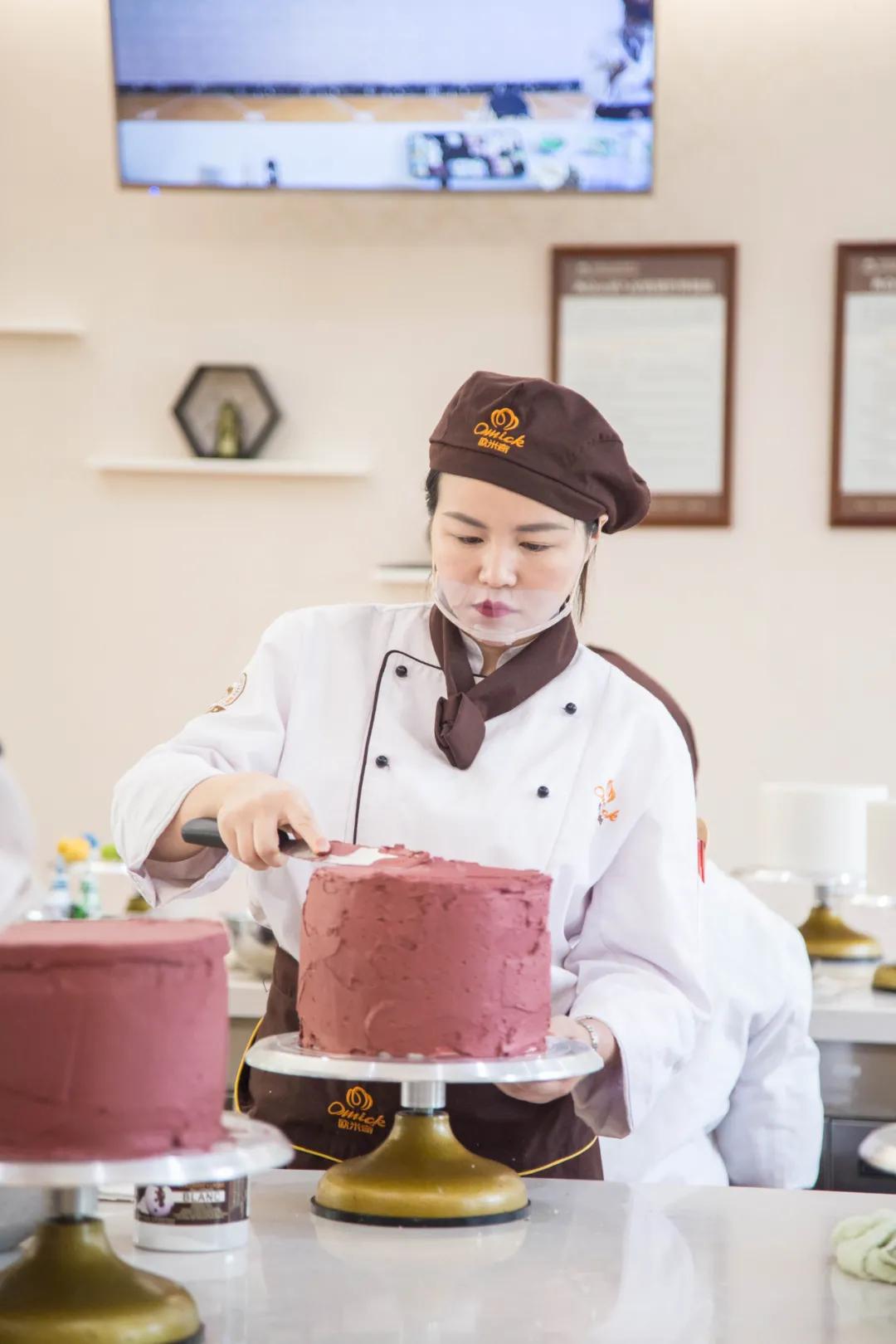 烘焙师学徒每天做什么,烘焙学徒的真实经历