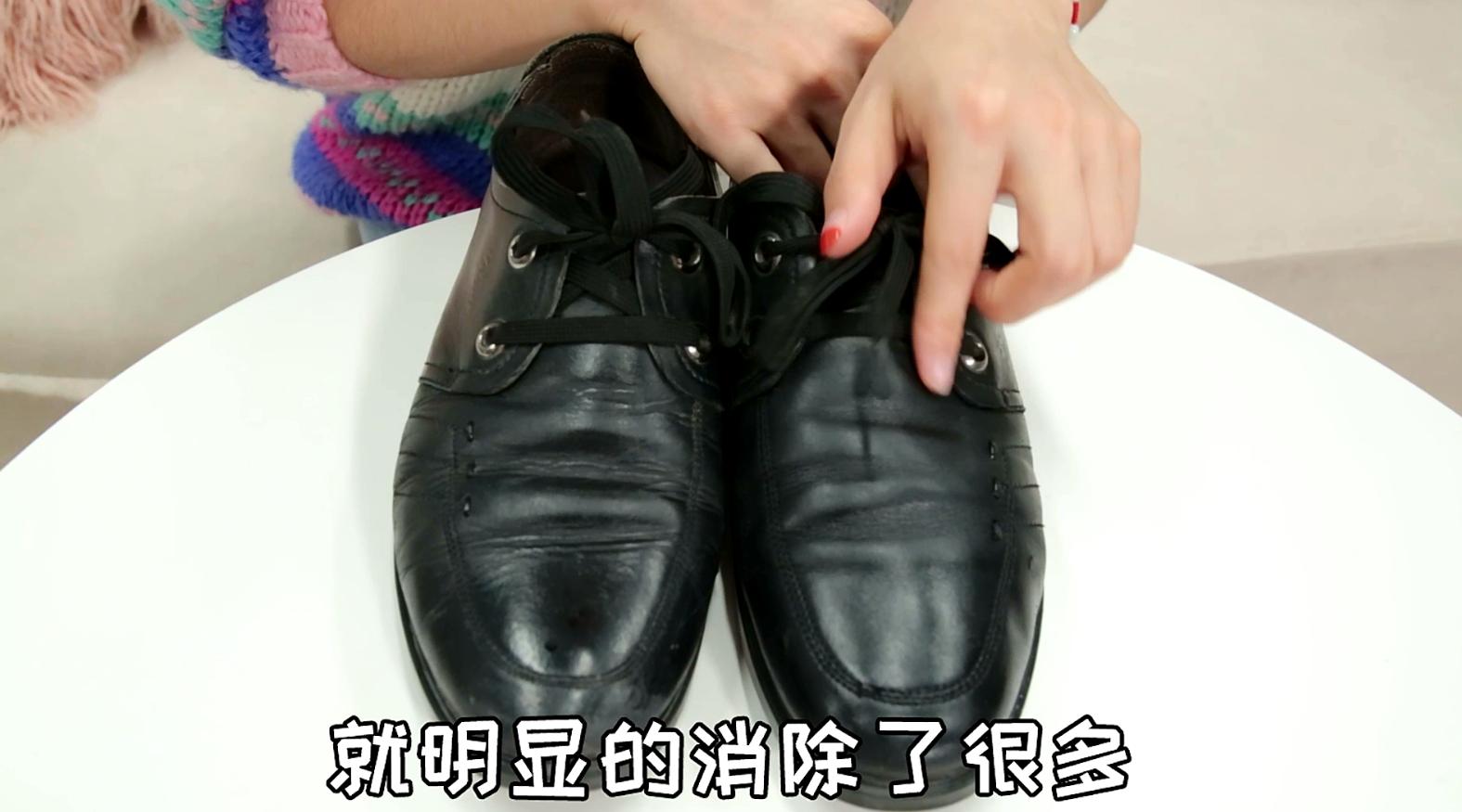 再皱的皮鞋也怕这一招,涂点每天都吃的它,让你天天穿新鞋