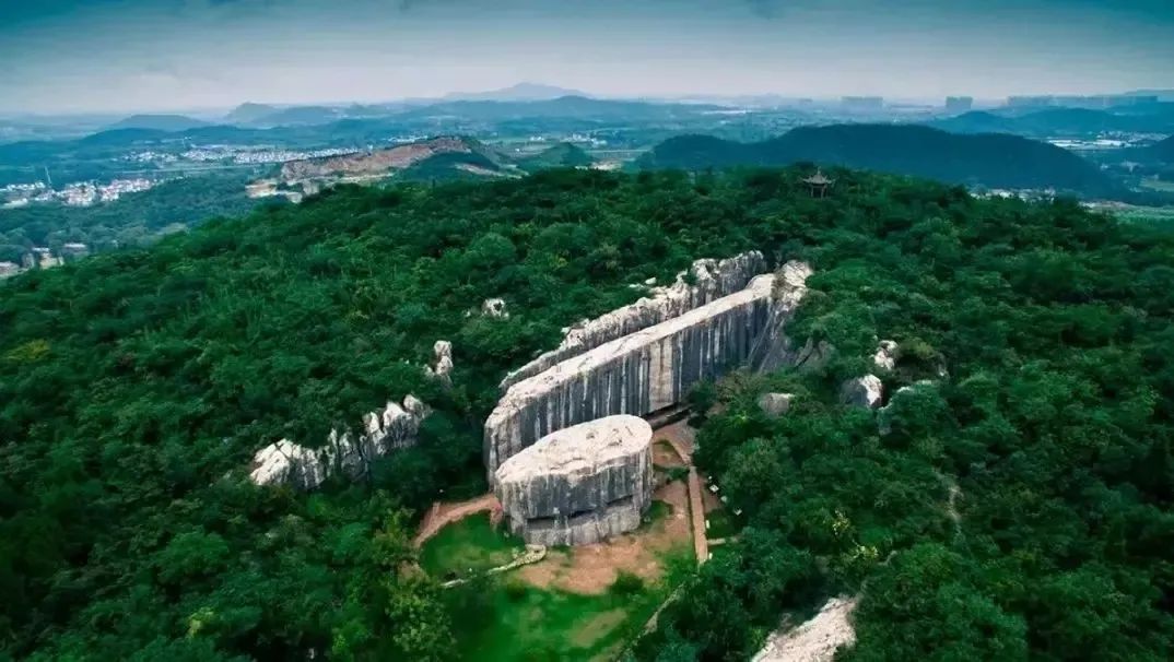 南京汤山哪里可以玩皮划艇,汤山矿坑公园三叠湖皮划艇