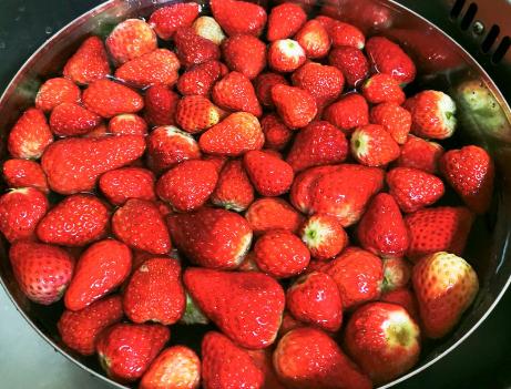 怎样做草莓酱比较好吃,怎么做草莓酱只需十分钟