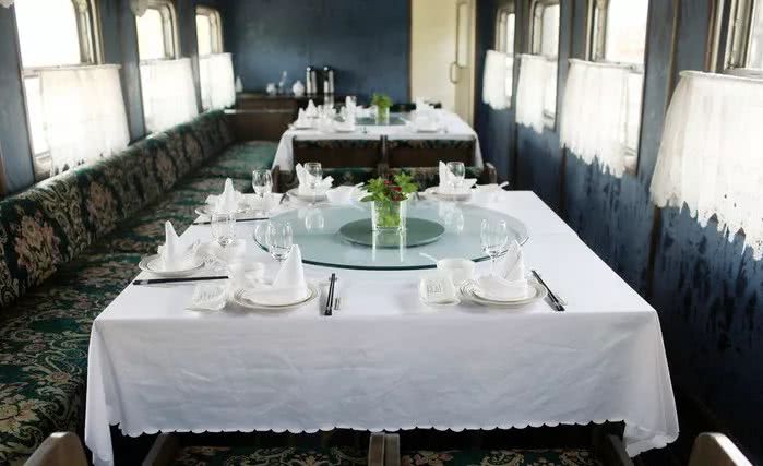 上海3号线地铁美食,上海地铁11号线有美食街么