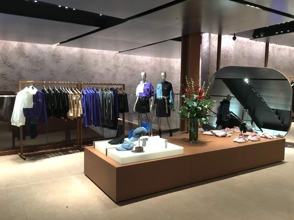 zarahm闭店,zarahm为何撤店