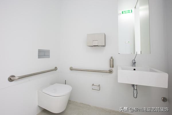 壁挂式马桶的优点和缺点,壁挂式马桶的优缺点有哪些