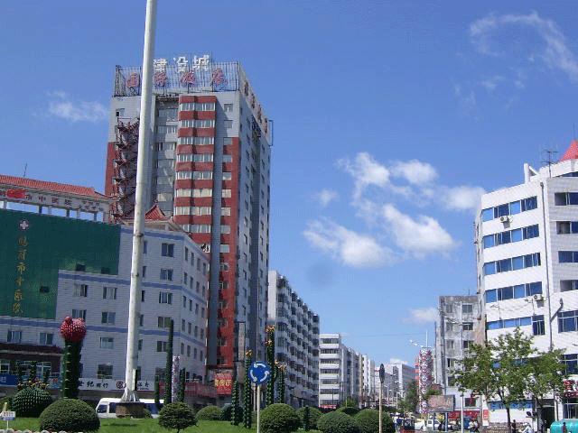 鹤岗与鹤壁谁更值得买,什么时候房价才能像鹤岗一样便宜