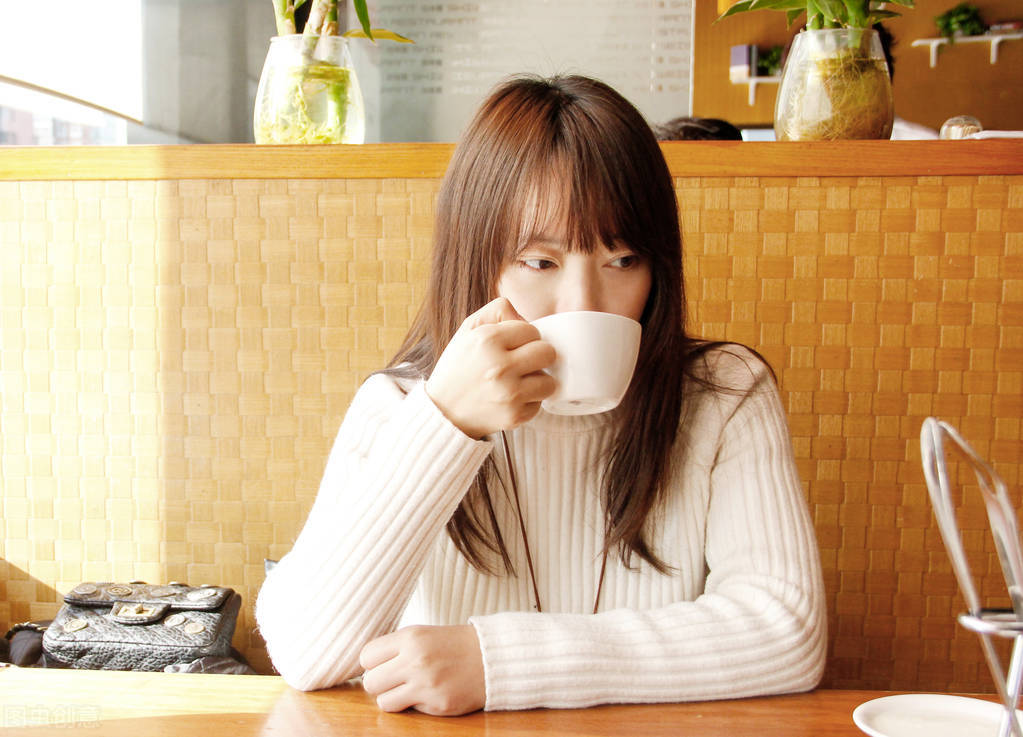 瘦小腹马甲线秘诀一般人都知道了,练马甲线瘦小腹最快的瑜伽动作