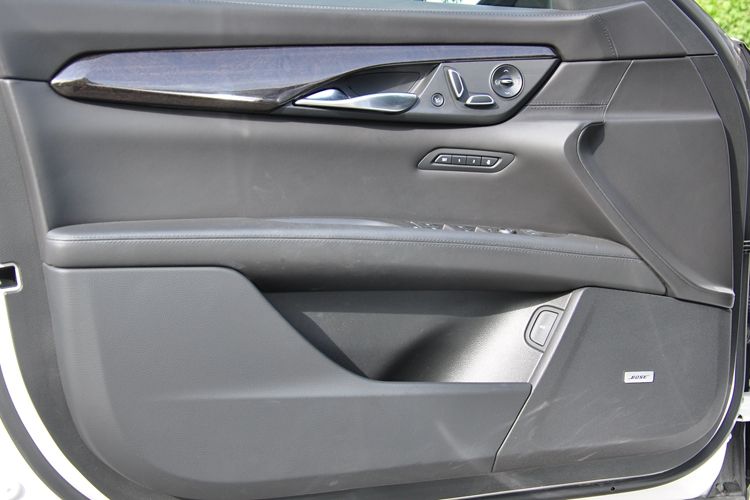 凯迪拉克ct6试驾19款视频麋鹿测试,2022款凯迪拉克ct6试驾视频