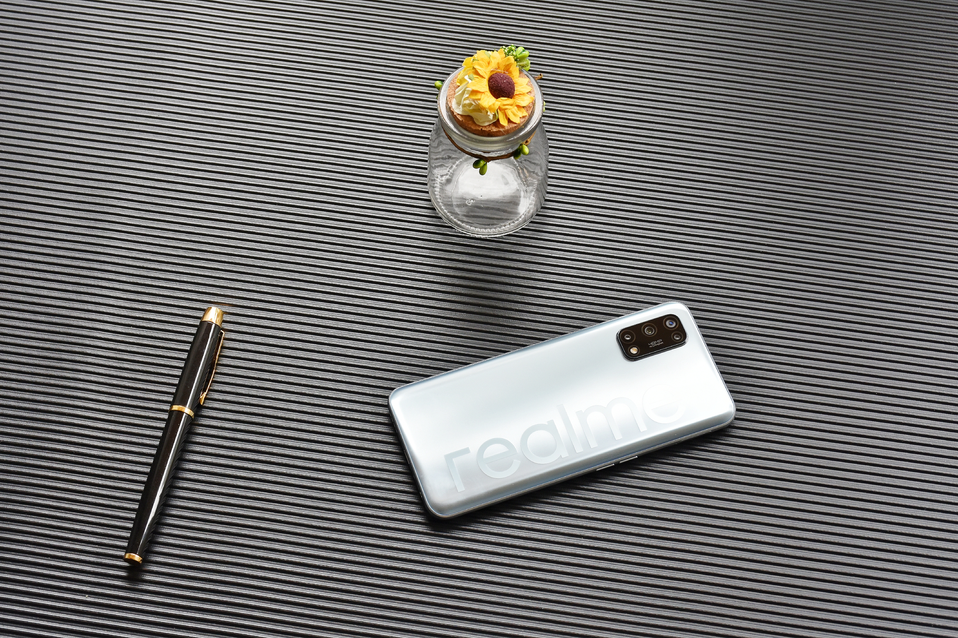 真我v55g,真我v5对比v15