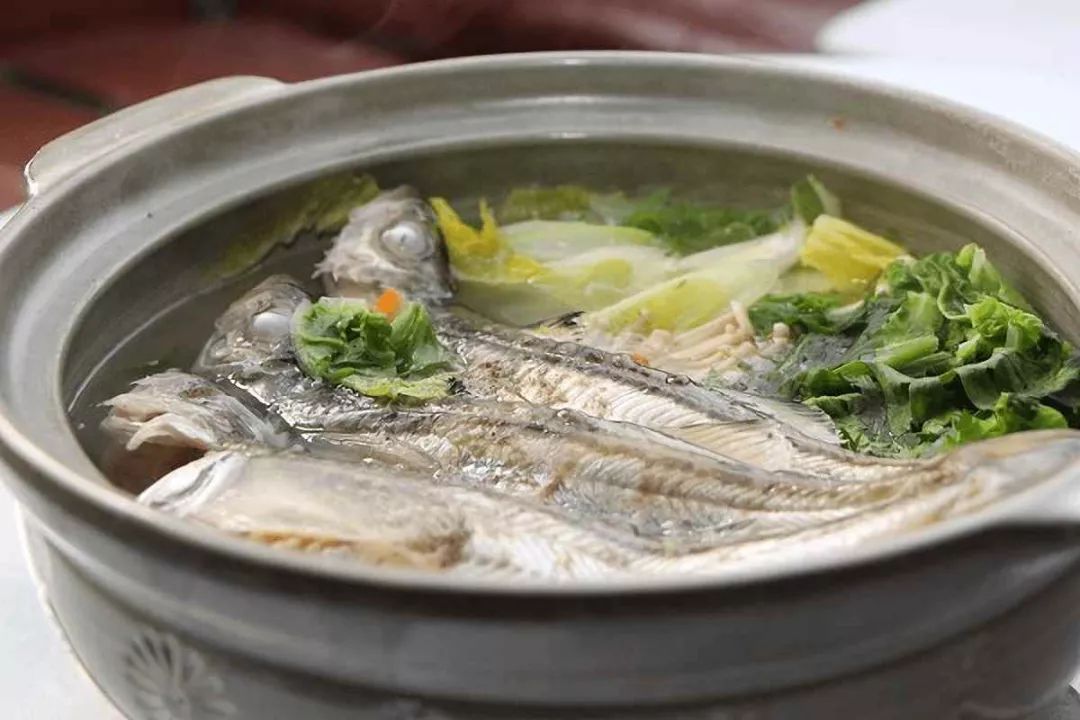 她是日本平安时代第一美人，家乡的火车和大米都以她的名字命名