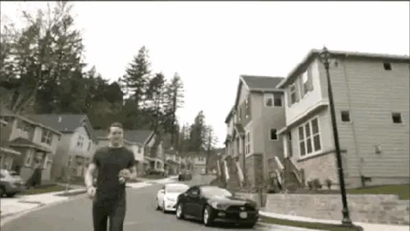 把中间的门店租下来取什么名字好,租下门面不知道取什么名字