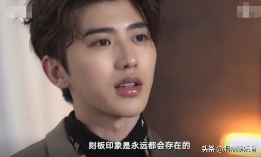 蔡徐坤终于不再沉默，11字回应全网黑，ikun：粉定你了！