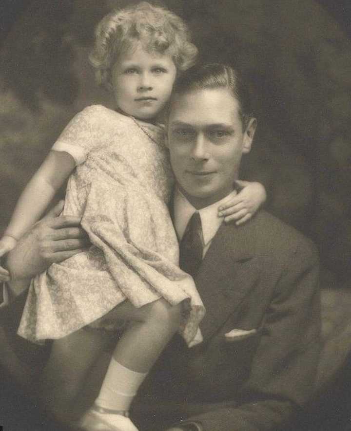 梅根构陷英国王室,梅根因祸得福