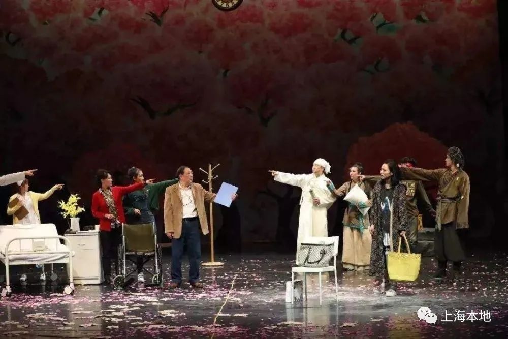 徐家汇为什么能成为市级商业中心,徐家汇转型