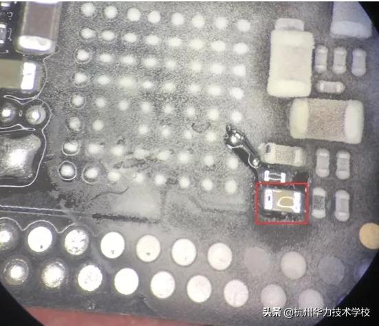 维修iphonex掉电,苹果x充电电流小维修案例