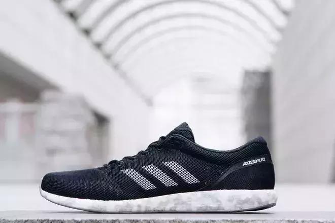 当今最快的跑鞋系列：来看“王者”们都穿什么战靴？