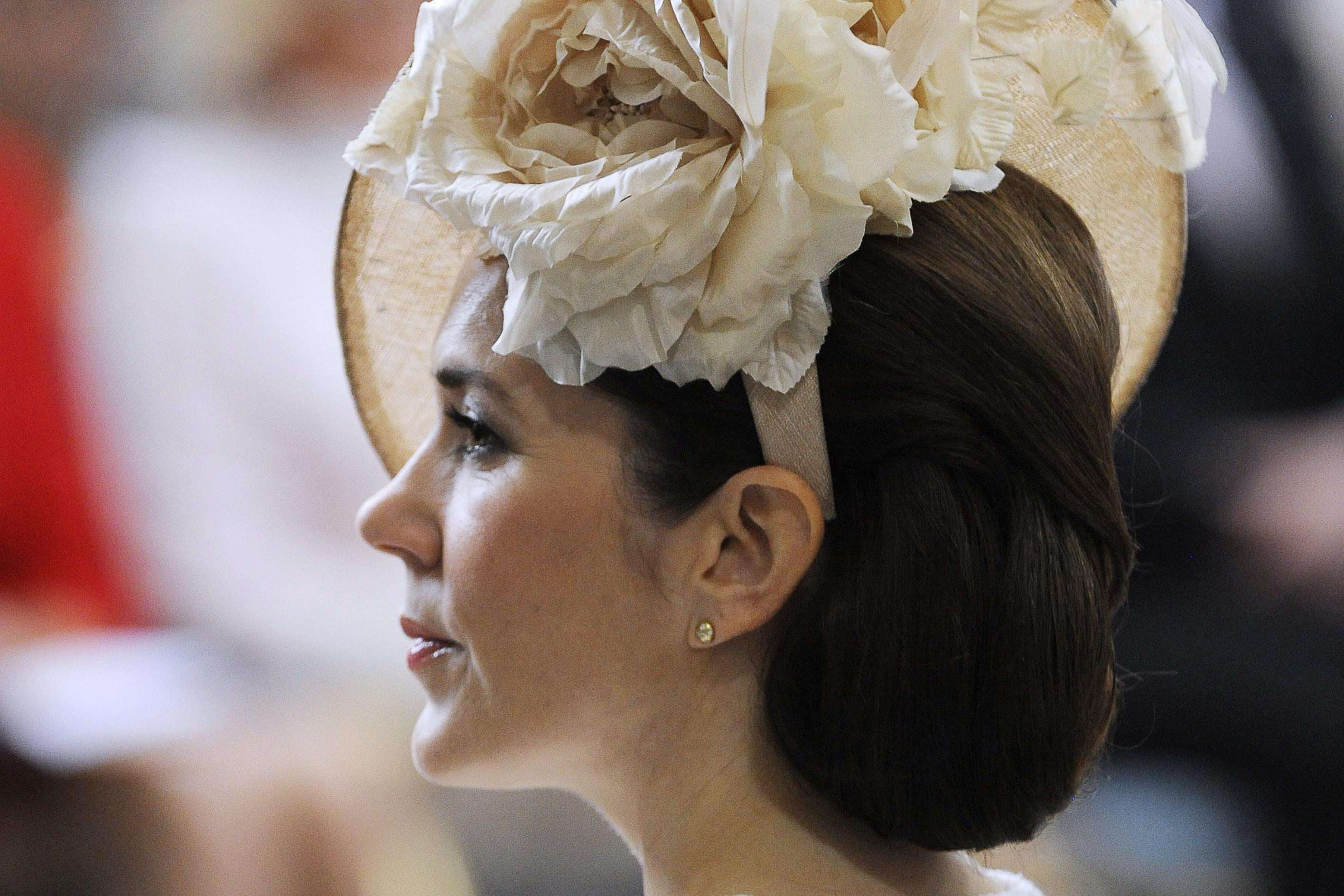 凯特王妃同款头饰,丹麦王储妃玛丽高跟鞋