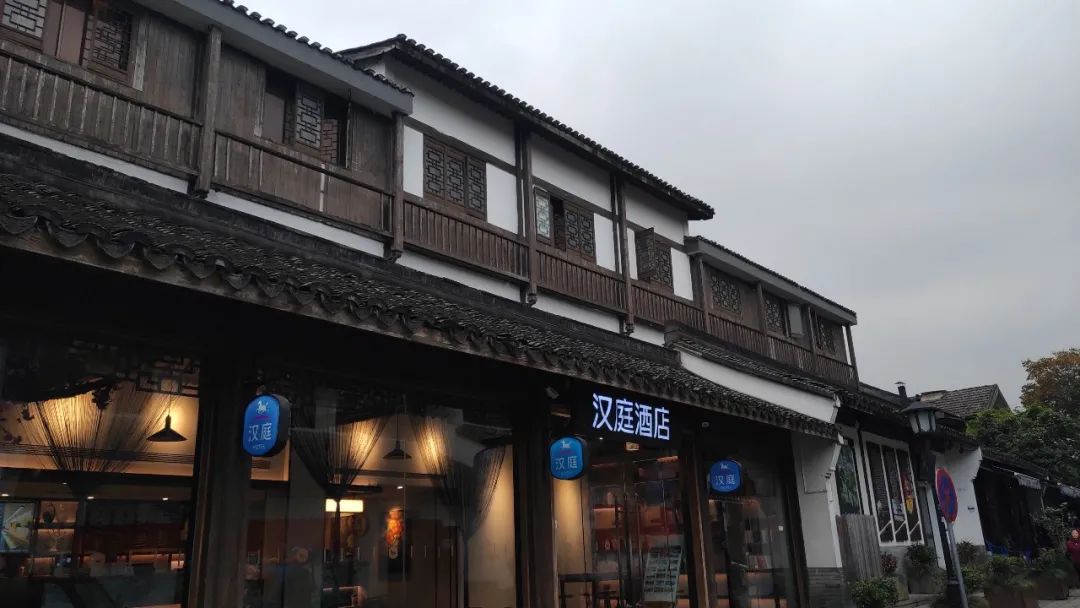 杭州什么地方吃住便宜,杭州吃住攻略