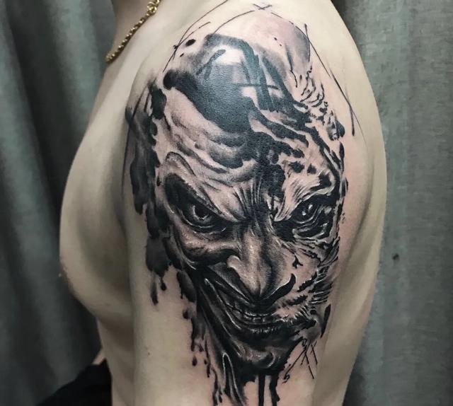 没有绘画基础学纹身有前途嘛,没有画画基础能学纹身吗