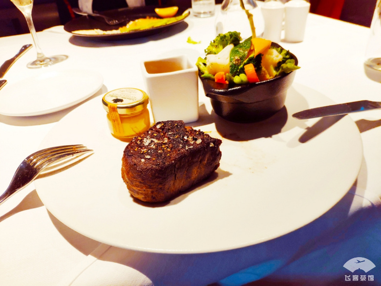 阿联酋航空a380头等舱套房解说 (土豪体验阿联酋航空a380头等舱)