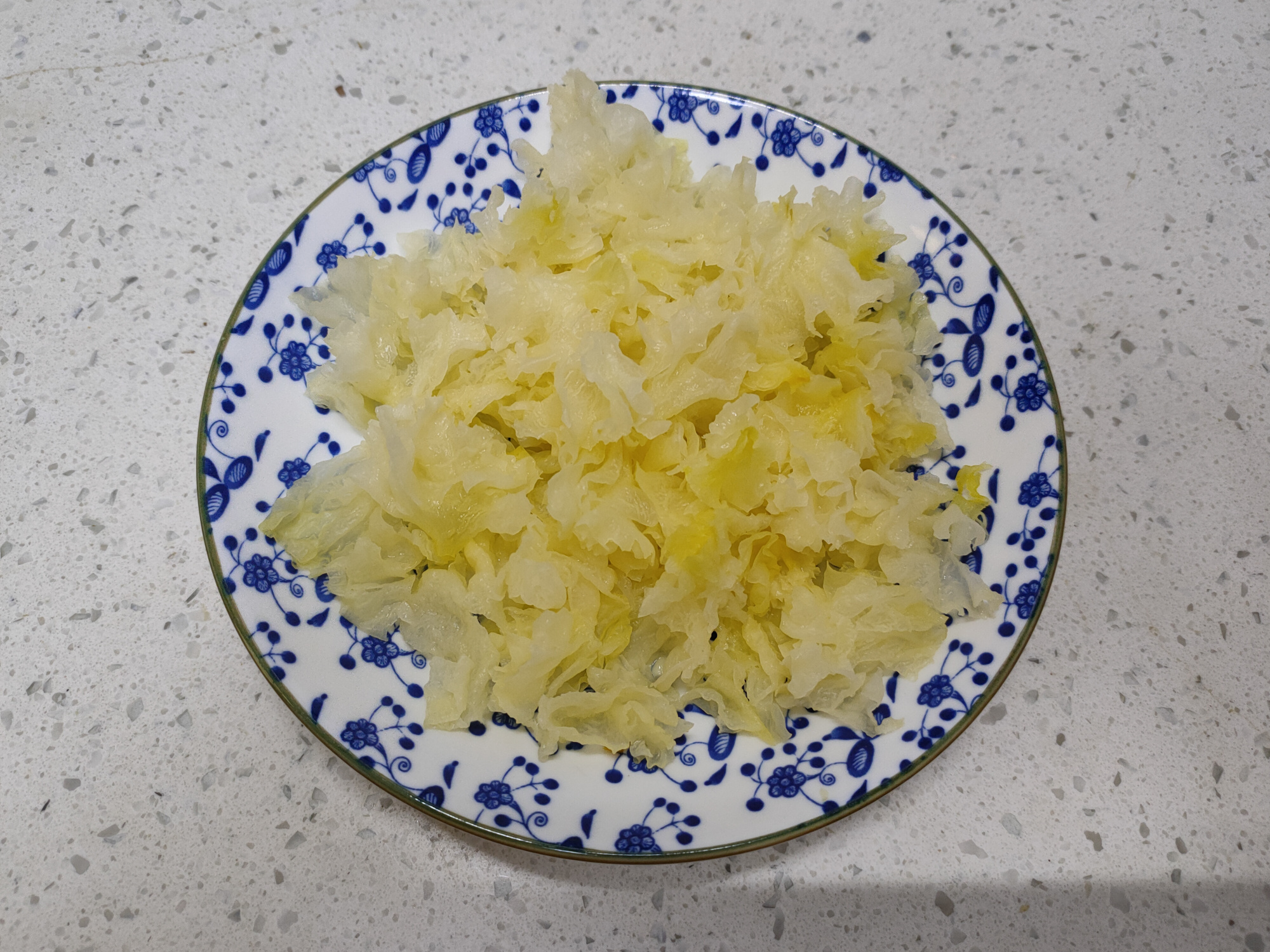 煮银耳中途关火有问题吗,煮银耳水开下还是凉水下锅