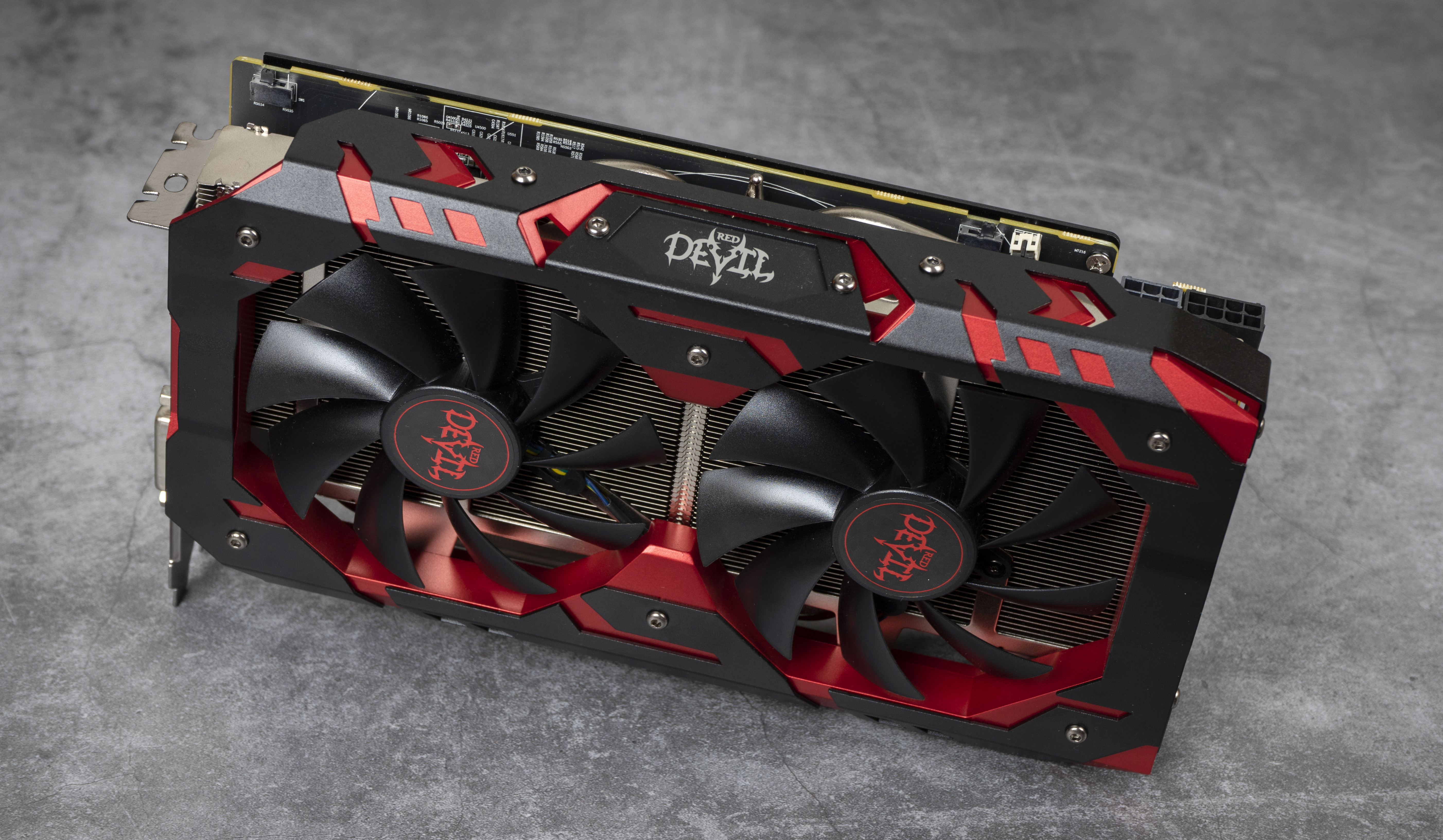 迪兰rx5908g显卡测评,rx590迪兰恶魔和蓝宝石超白金