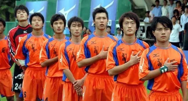 对球队犯错误兄弟的义气，恰恰是在害了他们