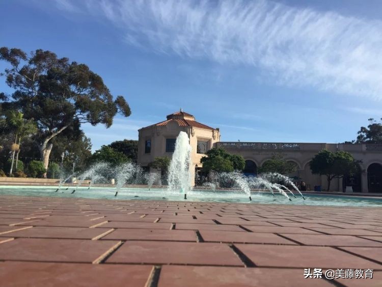 中国留学生开阿斯顿马丁,乔治梅森大学真实评价