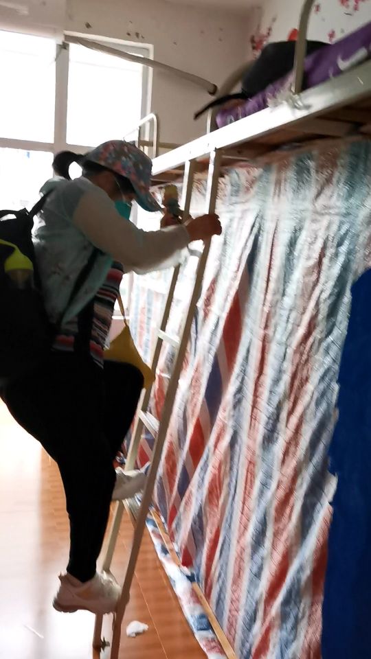 奋战疫情一线的医护们,抗击疫情奋战一线医护