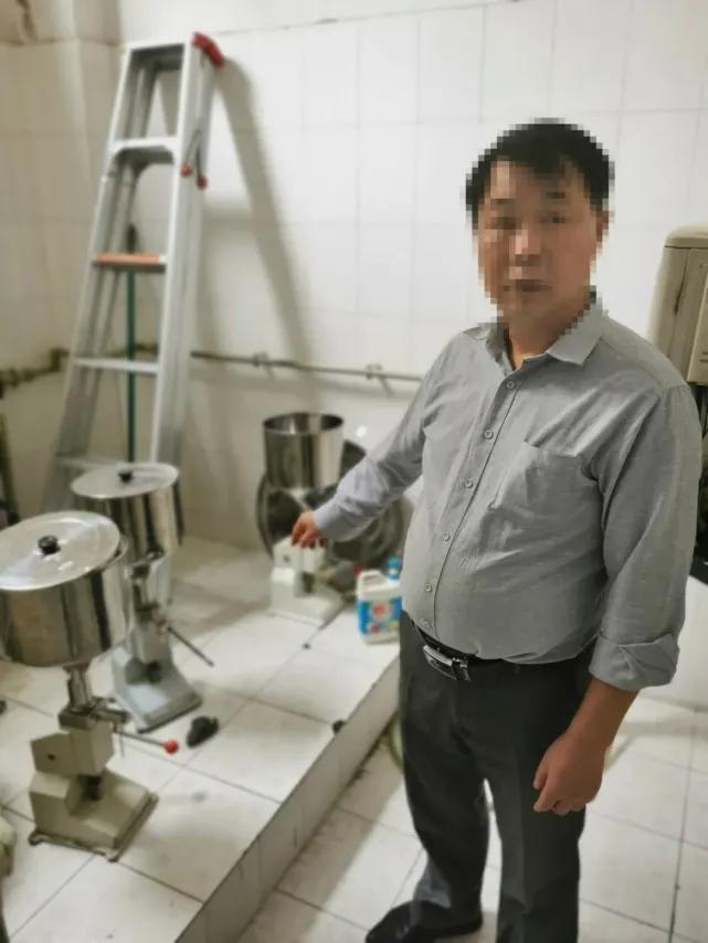 吐了！这些售价上千元的网红面霜，原料低至2元，产自厕所，或致皮肤癌…