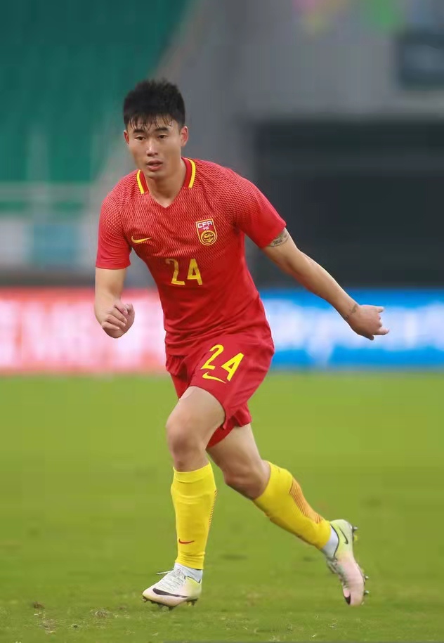 重庆足球历史最佳阵容,30年以来重庆足球最佳阵容