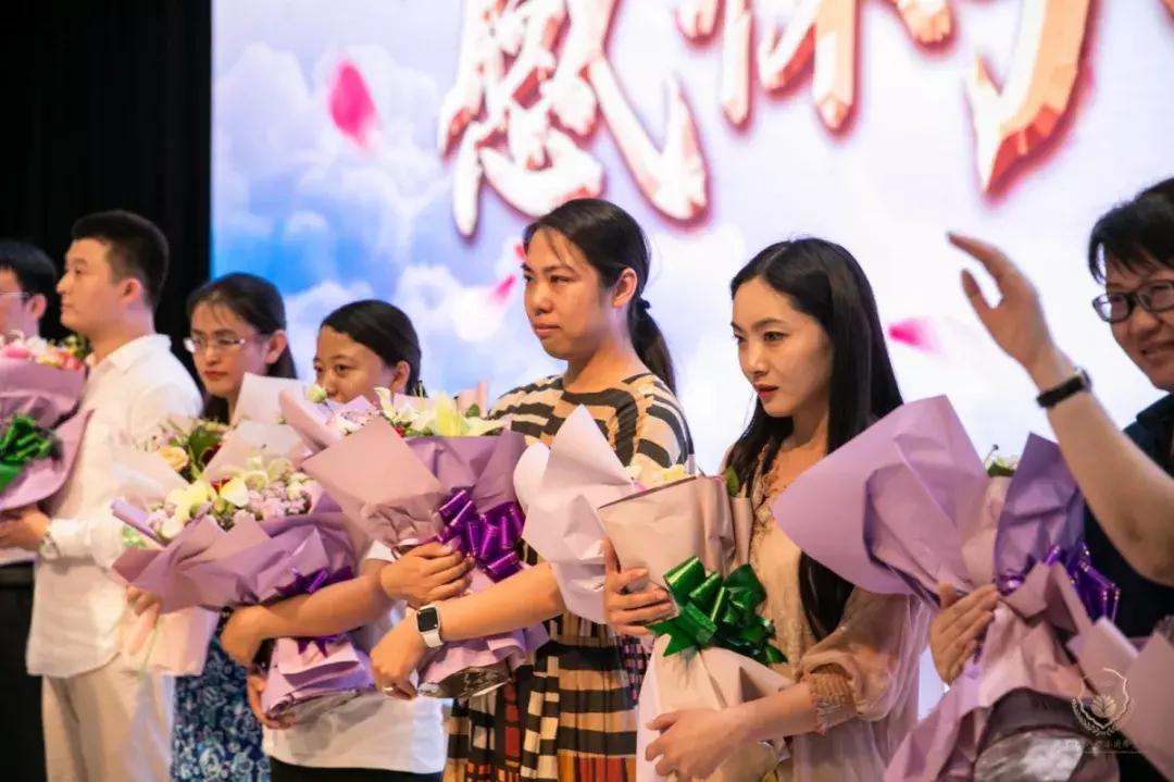 郑州一八联合国际学校2019届,郑州一八联合国际学校毕业典礼