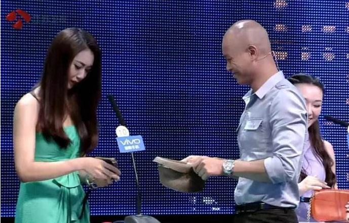 如何巧妙的和女生搭讪,怎么样与美女搭讪