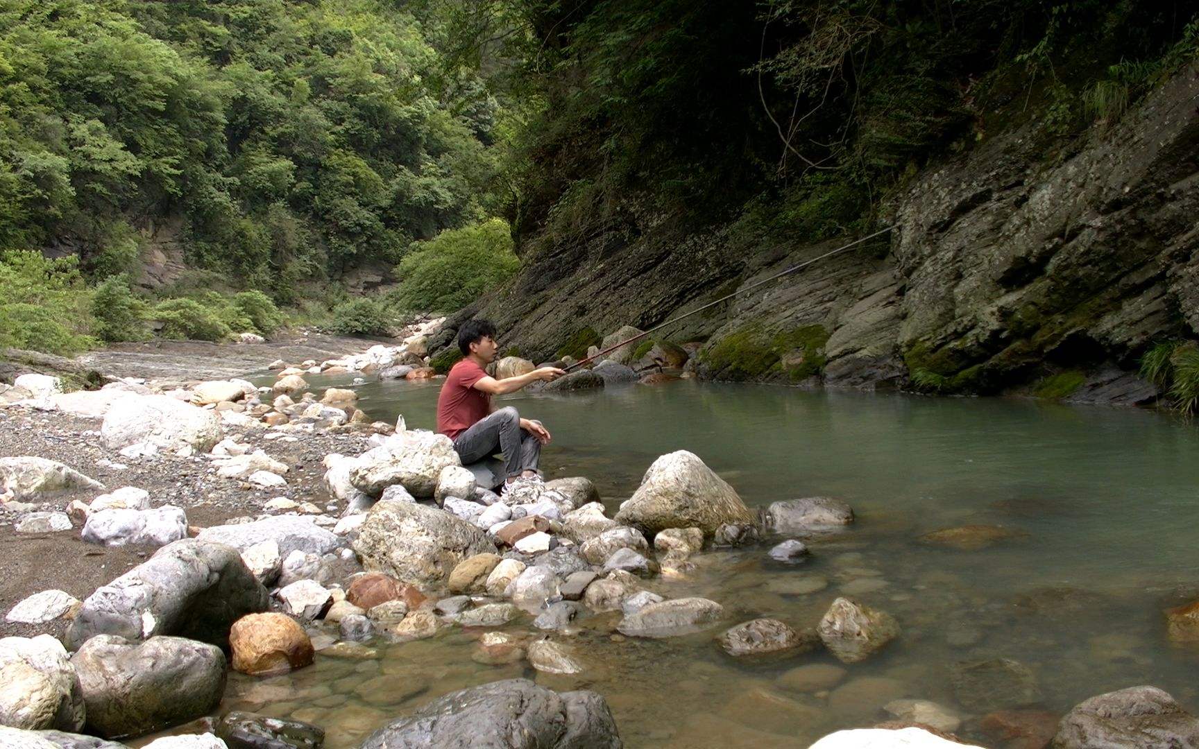 溪流鱼怎么样做才好吃,溪流鱼越腥越好吗