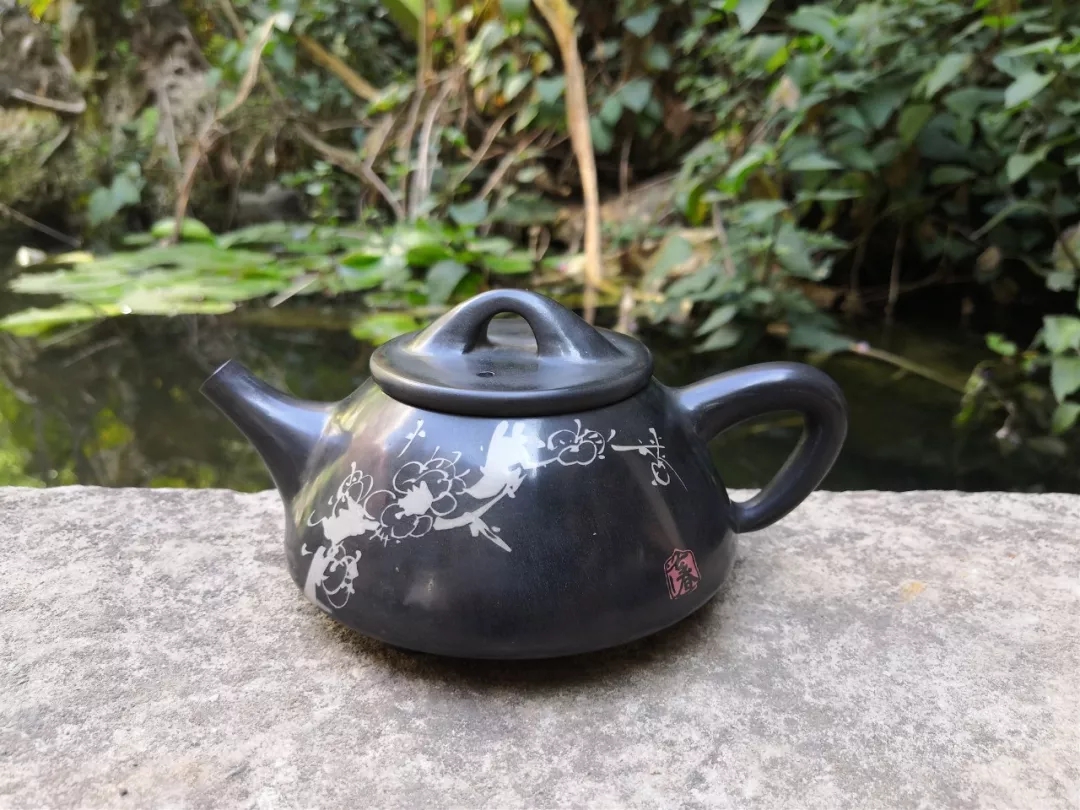 紫陶壶怎么鉴别是纯手工,如何鉴别紫陶壶好坏