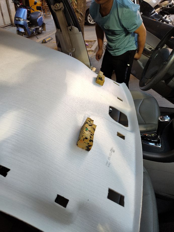 动手换汽车顶棚,小车顶棚是更换好还是修复好