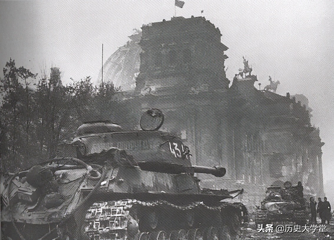 德国和日本谁先投降,德国和日本投降的区别