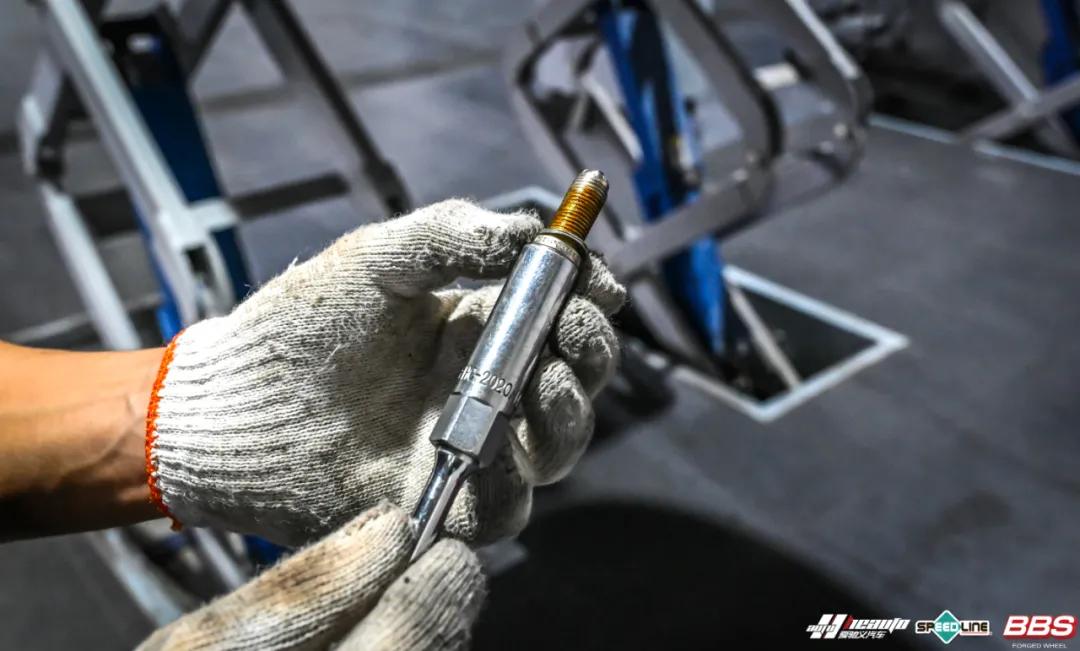 保时捷911gt3rs保养多少钱,提走一辆保时捷911gt3rs的过程