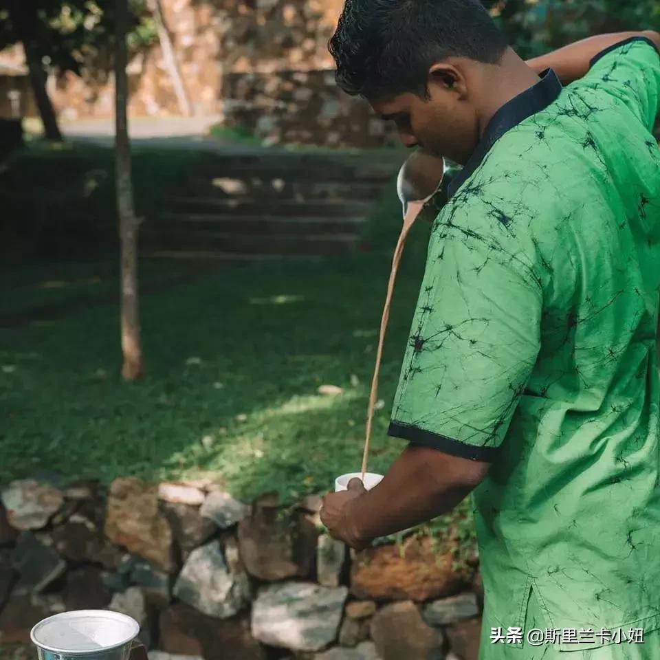 鏂噷鍏板崱缃楄幈澶忔湹,缃楄幈澶忔湹闇嶉】鑻卞紡鑼跺洯