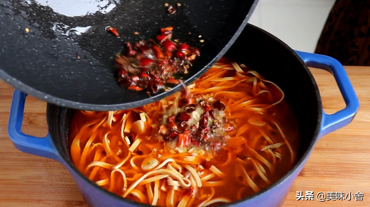 豆腐皮特别好吃的做法,豆腐皮好吃做法