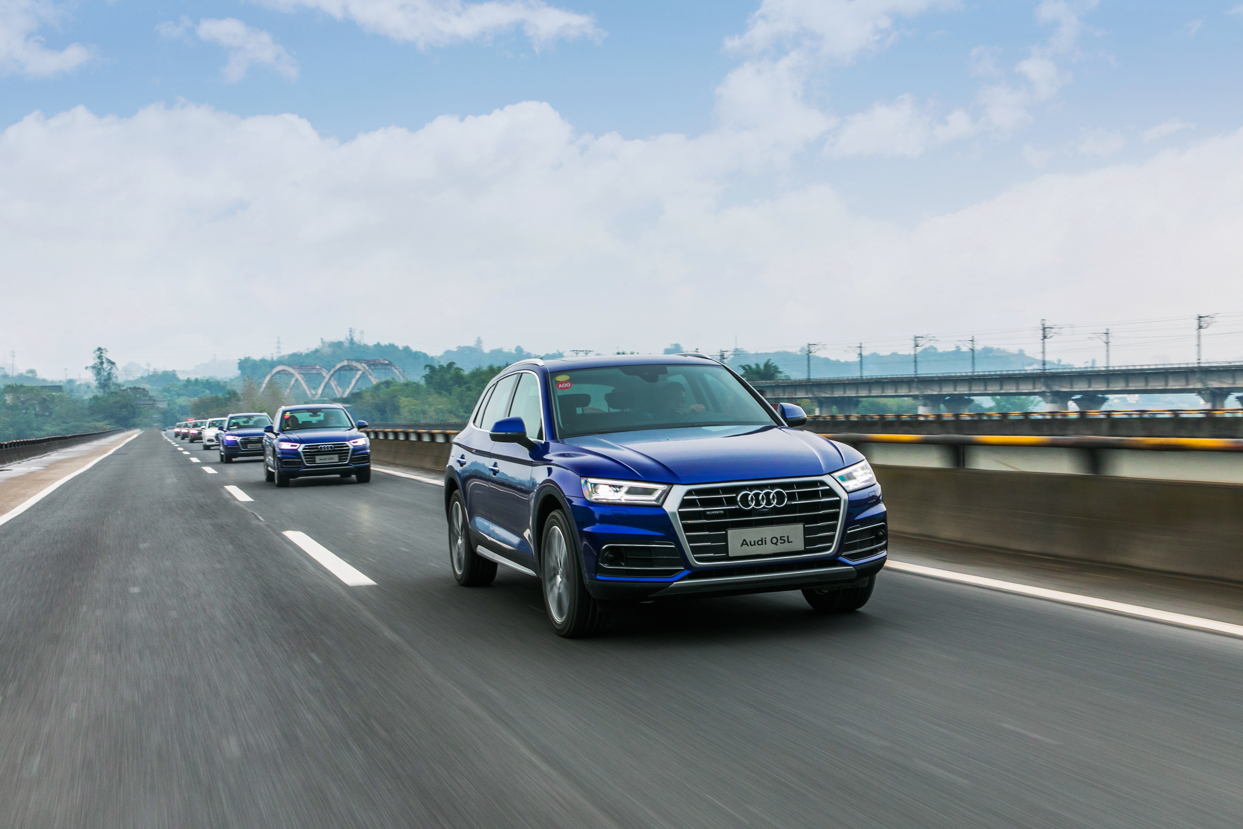 抄底全新奥迪q5l有多爽,真的是性价比之选试驾全新奥迪q5l