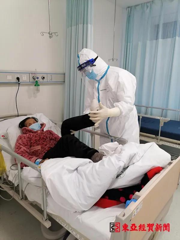 不寻常的驰战沙场“ICU老将”——记吉林大学第一医院ICU二组主任张东