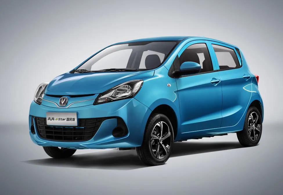 五菱宏光miniev与奔奔estar比较,五菱宏光mini长安奔奔ev哪个好