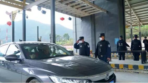 新型肺炎防控云南 (防控新型肺炎疫情云南警方在行动)