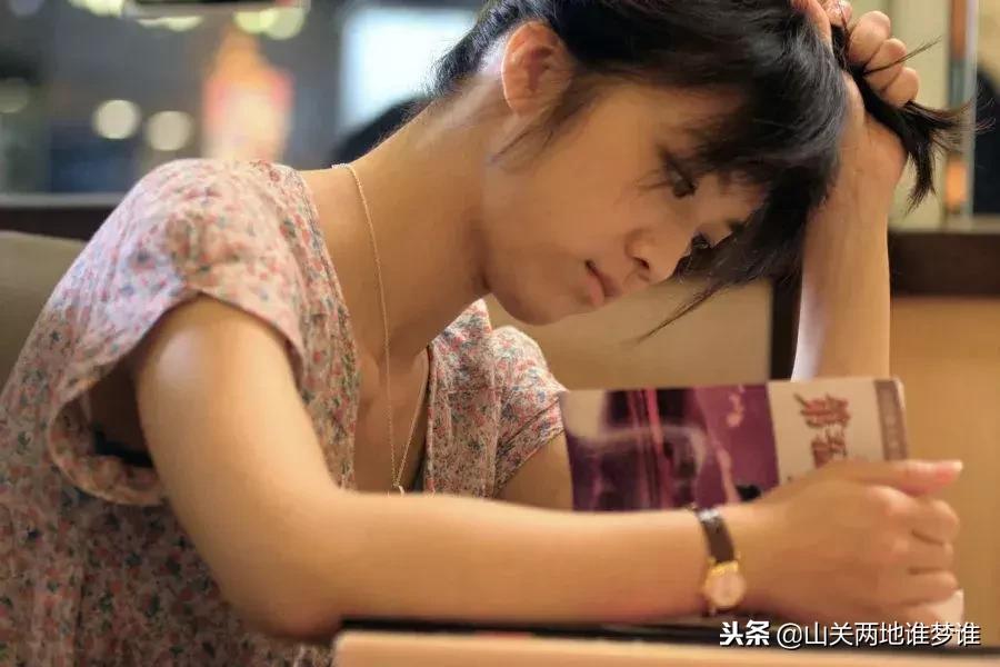 她用性冷淡惊艳了全世界：所谓气质，就是不管气质