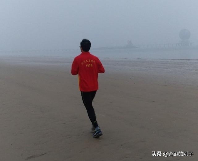 备战南京马拉松5—烟台滨海路畅跑15公里海钓黄海明珠合肥号