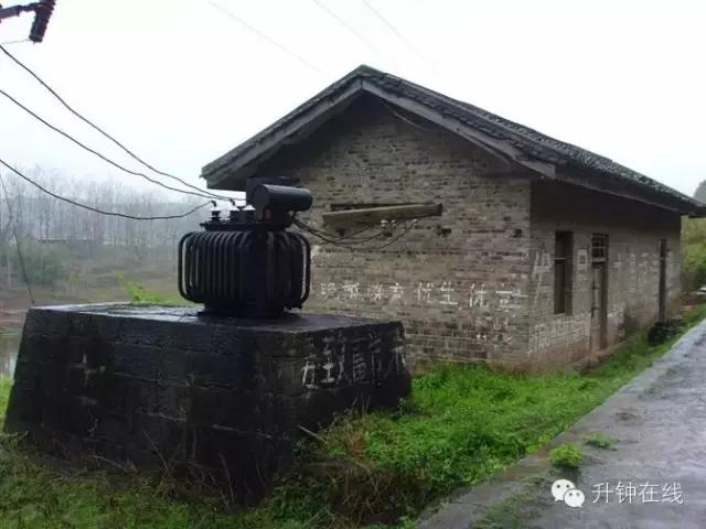 升钟镇玉眉山村,玉眉山村