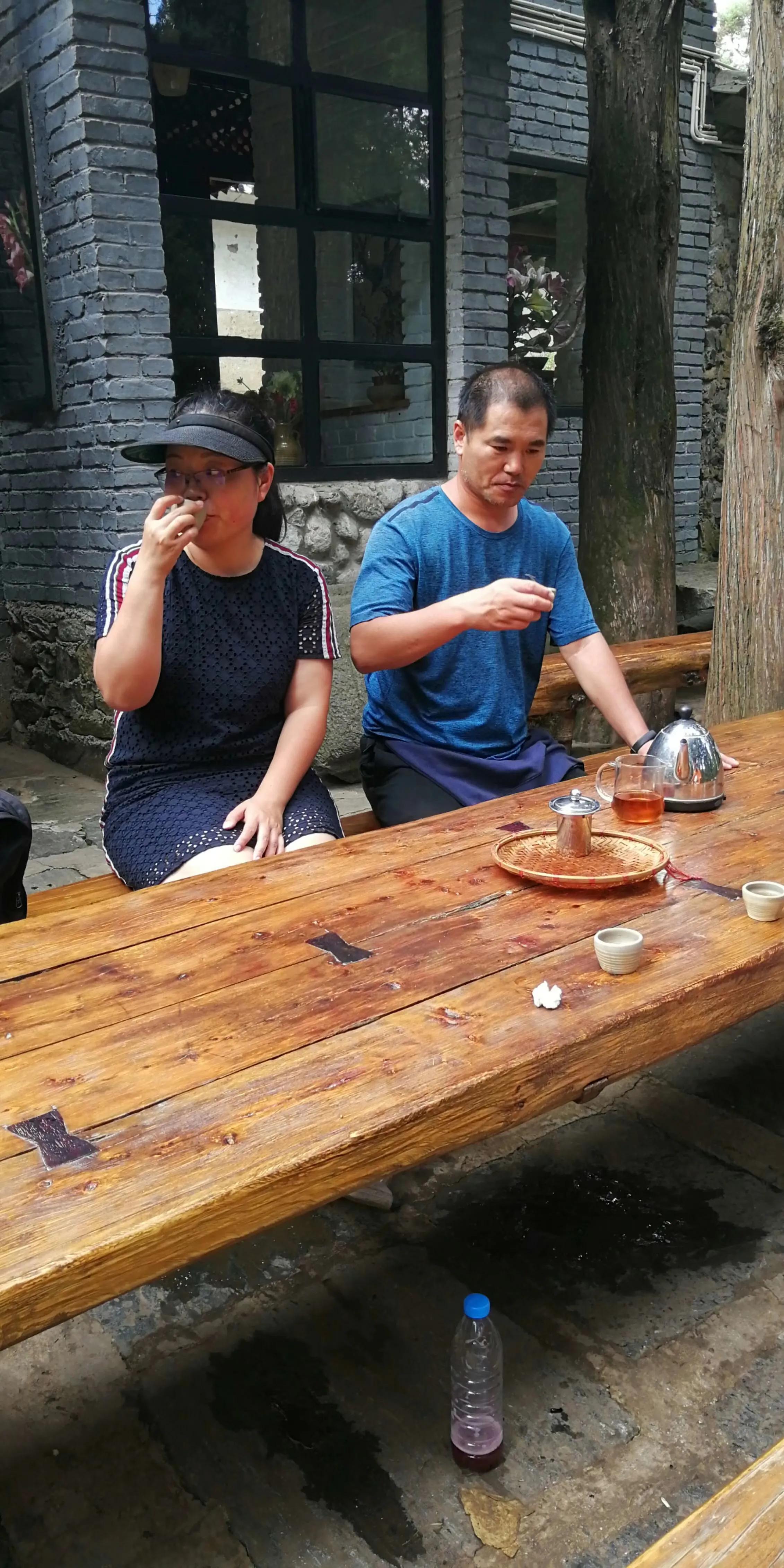 一家三口的田园生活,一家三口在大理的田园边租房15年