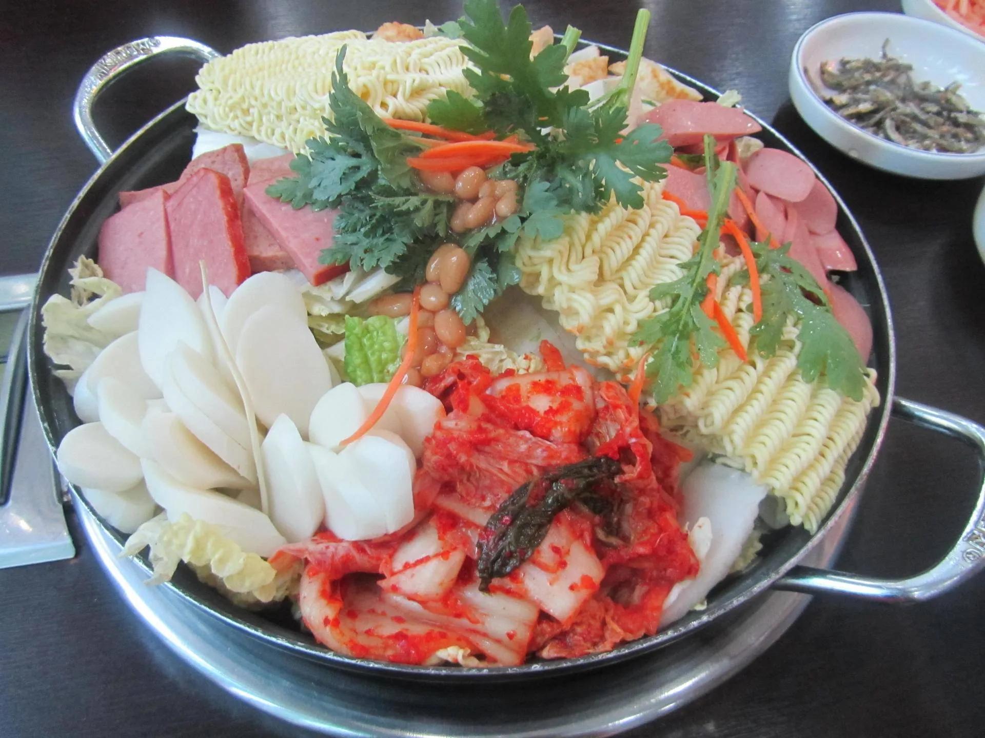 滕州开一家餐饮店需要多少钱,滕州开餐饮需要投资多少