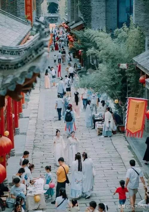 原来武汉有这么多好玩的打卡地,武汉周边新晋7大网红打卡地